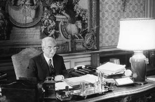 Foto del Presidente della Repubblica Francesco Cossiga per il settimanale "Epoca"