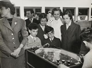 Paola, Roberta e Lorenzo Einaudi alla XXX Fiera Campionaria Internazionale di Milano