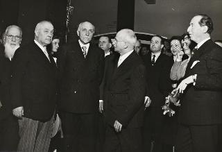 Visita del Presidente della Repubblica Luigi Einaudi e della moglie Ida alla XXX Fiera Campionaria Internazionale di Milano