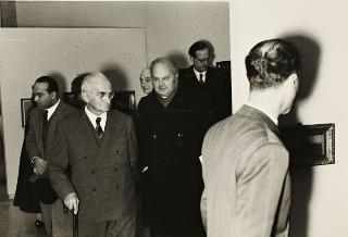 Visita del Presidente della Repubblica Luigi Einaudi alla Quadriennale (Roma)