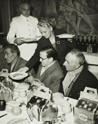 Pranzo offerto al Quirinale ad anziani indigenti
