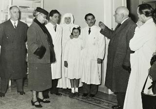 Visita di Ida Einaudi Pellegrini all'Ospedale infantile Pausillipon (Napoli)