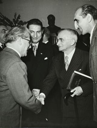 Visita del Presidente della Repubblica Luigi Einaudi alla sede della "Nuova Antologia" (Roma)
