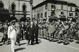 Visita del Presidente della Repubblica Luigi Einaudi a Ravenna