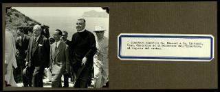 Cerimonia del ricevimento della statua della Madonna consolatrice offerta dai Cavalieri del Santo Sepolcro di Gerusalemme all'Ergastolo di Santo Stefano l'8 agosto 1953