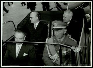 Giovanni Gronchi visita la XXXIII Fiera di Padova