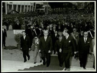 Giovanni Gronchi visita la XXXIII Fiera di Padova