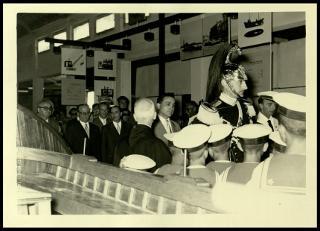 Giovanni Gronchi all'inaugurazione della XV manifestazione dell'Ente fiera internazionale della pesca di Ancona