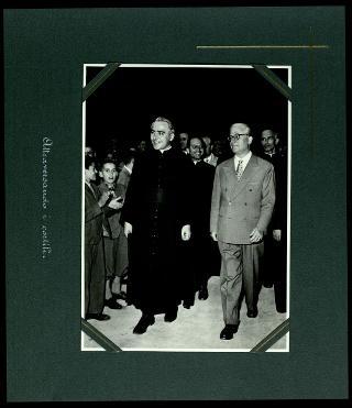 Alba il 7 settembre 1955. Giovanni Gronchi visita la Casa Madre della Pia Società San Paolo, fondata da Don Giacomo Alberione il 20 agosto 1914