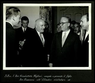 Giovanni Gronchi all'inaugurazione della Sala del Tiepolo nel Palazzo Isimbardi, sede della amministrazione provinciale di Milano