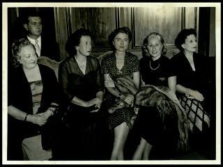 Giovanni Gronchi all'inaugurazione della Sala del Tiepolo nel Palazzo Isimbardi, sede della amministrazione provinciale di Milano