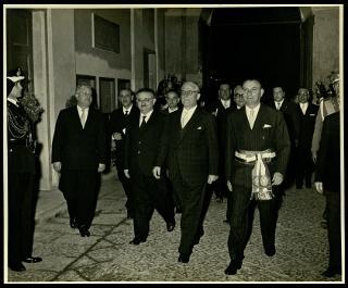Giovanni Gronchi partecipa alla celebrazione del decennale della ricostituzione della provincia di Caserta