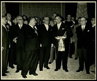 Giovanni Gronchi partecipa alla celebrazione del decennale della ricostituzione della provincia di Caserta