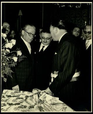 Giovanni Gronchi partecipa alla celebrazione del decennale della ricostituzione della provincia di Caserta