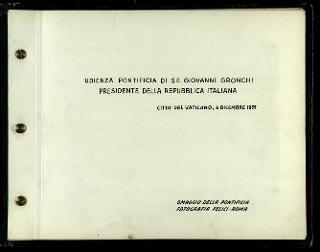 Giovanni Gronchi all'udienza pontificia in Vaticano