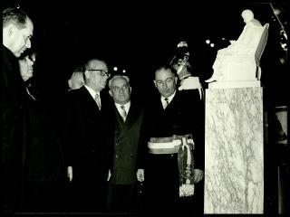 Giovanni Gronchi in visita alla città di Carrara