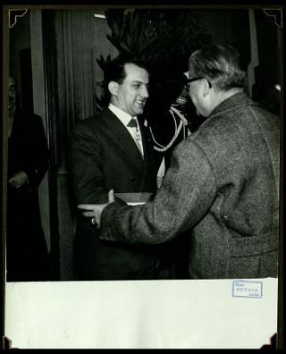 Giovanni Gronchi visita la città di Pontremoli