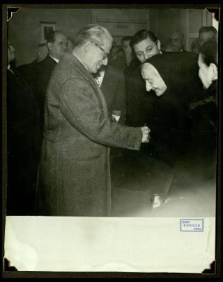 Giovanni Gronchi visita la città di Pontremoli