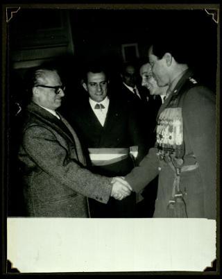 Giovanni Gronchi visita la città di Pontremoli