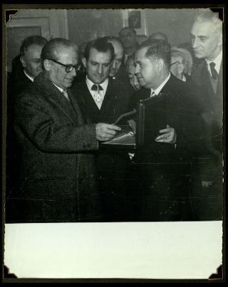 Giovanni Gronchi visita la città di Pontremoli