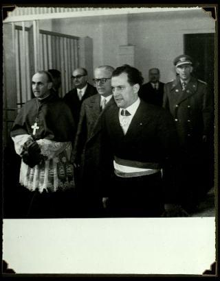 Giovanni Gronchi visita la città di Pontremoli