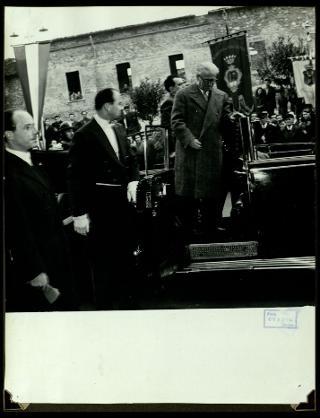 Giovanni Gronchi visita la città di Pontremoli