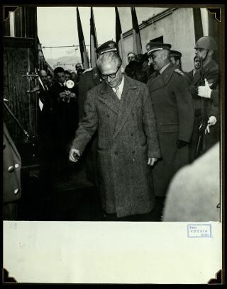 Giovanni Gronchi visita la città di Pontremoli
