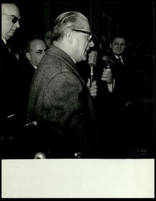 Giovanni Gronchi visita la città di Pontremoli