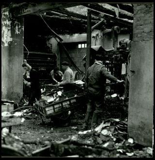 Testimonianze delle officine grafiche Trevisan di Castelfranco Veneto con la documentazione della distruzione a causa di un incendio il 9 gennaio 1956 fino alla ripresa dell'attività nel gennaio 1957