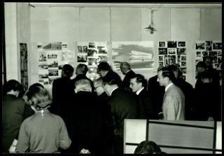Testimonianze delle officine grafiche Trevisan di Castelfranco Veneto con la documentazione della distruzione a causa di un incendio il 9 gennaio 1956 fino alla ripresa dell'attività nel gennaio 1957