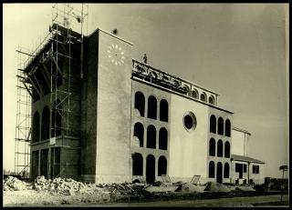 Costruzione del tempio dedicato ai caduti e dispersi in Russia a Cargnacco nel 1956 su progetto dell'architetto Giacomo Della Mea di Udine
