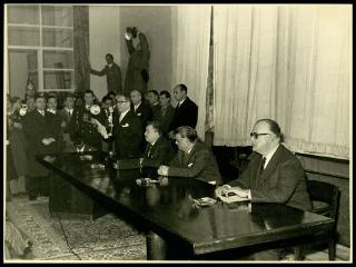 Giovanni Gronchi partecipa all'inaugurazione del grande bacino di carenaggio della Società esercizio bacini napoletani