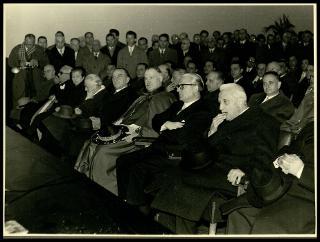 Giovanni Gronchi partecipa all'inaugurazione del grande bacino di carenaggio della Società esercizio bacini napoletani