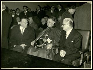 Giovanni Gronchi partecipa all'inaugurazione del grande bacino di carenaggio della Società esercizio bacini napoletani