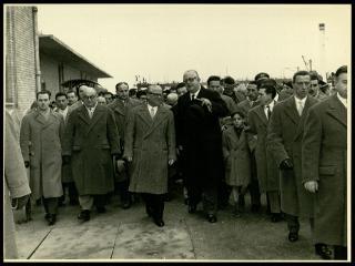 Giovanni Gronchi partecipa all'inaugurazione del grande bacino di carenaggio della Società esercizio bacini napoletani