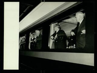 Giovanni Gronchi partecipa alla celebrazione del Cinquantenario del traforo del Sempione (1906-1956)