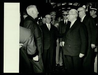 Giovanni Gronchi partecipa alla celebrazione del Cinquantenario del traforo del Sempione (1906-1956)