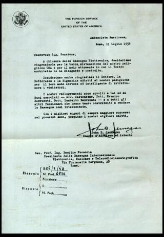 Giovanni Gronchi partecipa alla rassegna internazionale elettronica, nucleare e teleradiocinematografica tenutasi al Palazzo dei Congressi di Roma EUR dal 28 giugno al 15 luglio 1956
