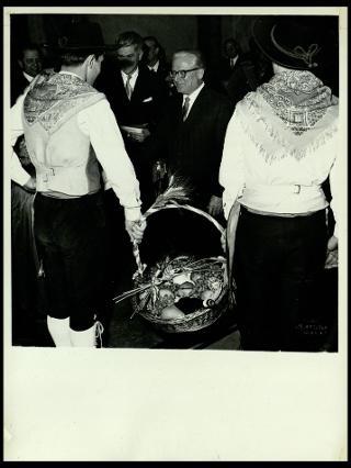 Giovanni Gronchi visita Gorizia il 3 e 4 novembre 1956