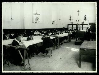 L'orfanotrofio Maria Cristina di Savoia a Bitonto negli anni fine '40 e '50