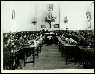 L'orfanotrofio Maria Cristina di Savoia a Bitonto negli anni fine '40 e '50