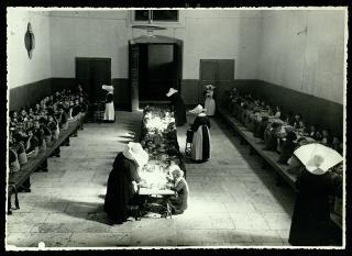 L'orfanotrofio Maria Cristina di Savoia a Bitonto negli anni fine '40 e '50
