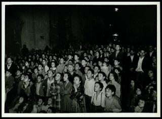Proiezioni con il cinemobile nel 1956