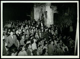 Proiezioni con il cinemobile nel 1956