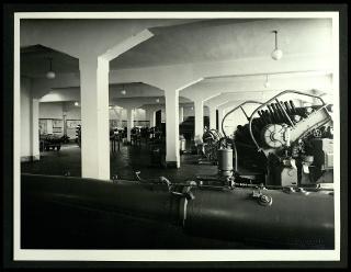 Giovanni Gronchi visita l'Accademia navale di Livorno in occasione del 75° anniversario dell'Istituto