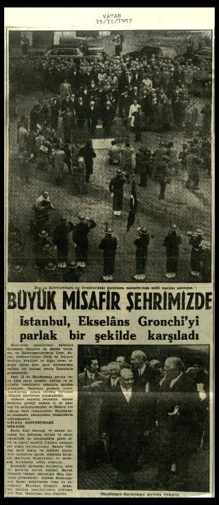 Ritagli di giornali della stampa turca sul viaggio di Gronchi ad Ankara ed Istanbul