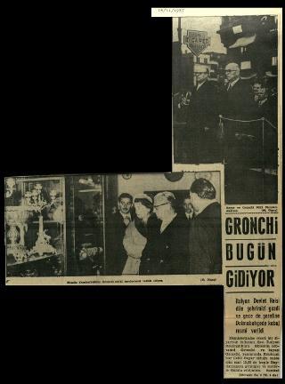 Ritagli di giornali della stampa turca sul viaggio di Gronchi ad Ankara ed Istanbul