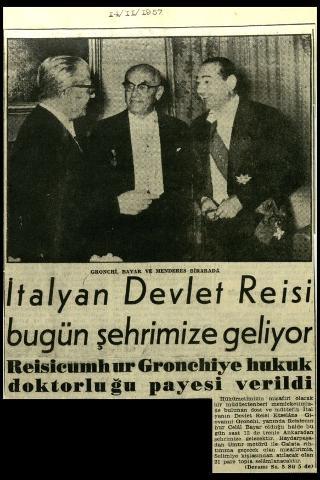 Ritagli di giornali della stampa turca sul viaggio di Gronchi ad Ankara ed Istanbul