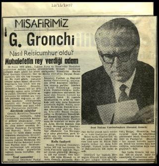 Ritagli di giornali della stampa turca sul viaggio di Gronchi ad Ankara ed Istanbul