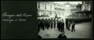 Giovanni Gronchi visita il Palazzo dell'Arsenale di Torino, sede delle Scuole di applicazione d'arma in occasione dell'inaugurazione dell'Anno accademico 1957-58